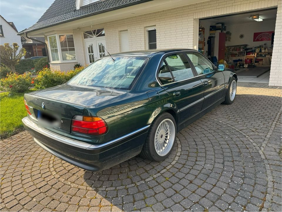 BMW 740i V8 in Bad Arolsen