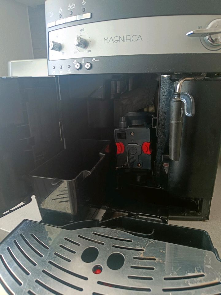 DeLonghi Magnifica, gebraucht in Augsburg