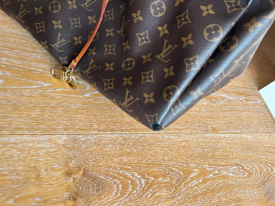 Louis Vuitton Tasche Artsy MM, guter Zustand in Düsseldorf