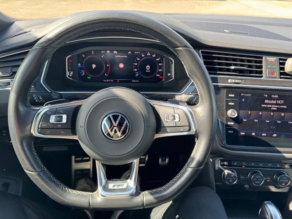 VW Tiguan R-Line ,Pano ,Virtuell Cockpit in Bielefeld