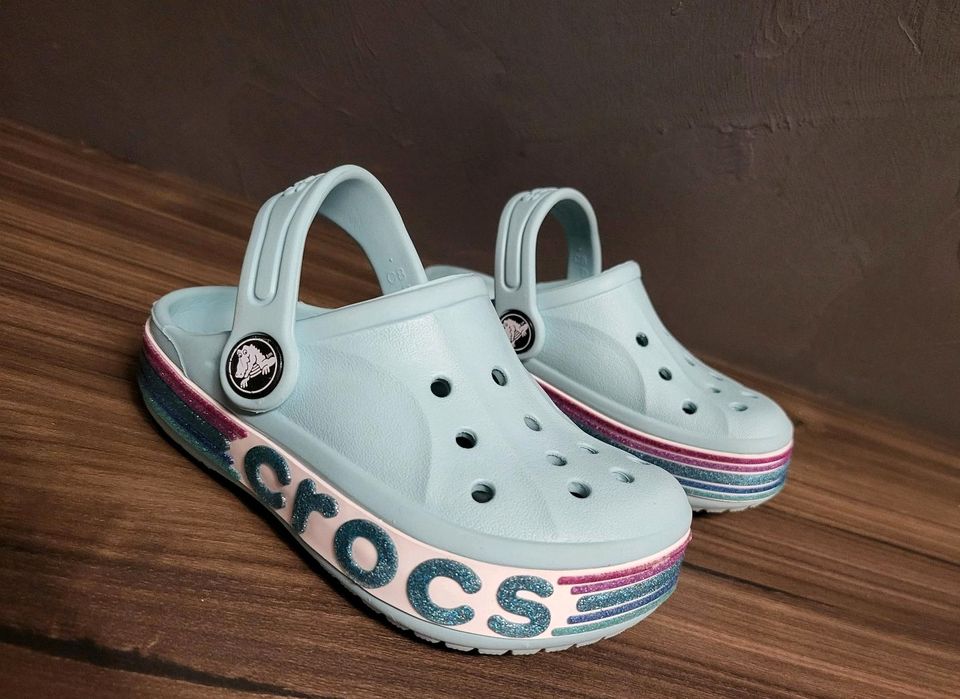 Crocs Kinderschuhe Größe 8 in Papenburg