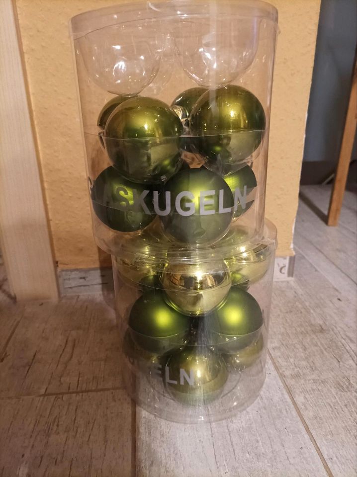 Glaskugeln/ Baum Kugeln/ Weihnachts Kugeln/Weihnachts schmuck in Plauen