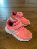 Adidas Turnschuhe Gr. 22 weiße Sohle Sportschuhe Schuhe Sneaker Nordvorpommern - Landkreis - Marlow Vorschau