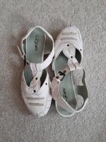 Damen Sandalen weiß, Gr 41 Sachsen - Döbeln Vorschau