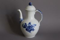 Royal Copenhagen Blaue Blume Glatt Kaffeekanne 8189 45,00€* Frankfurt am Main - Ostend Vorschau