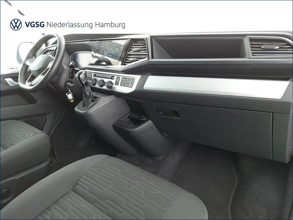 Volkswagen T6.1 Multivan Comfortline 4Motion DSG AHK LED in Hamburg