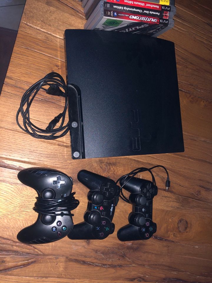 PlayStation 3 CECH-2504B 320GB, 3 Controller & 12 Spiele in Waldmohr