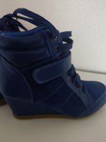 Coole blaue Sneakers mit Keilabsatz Gr.37 Hessen - Villmar Vorschau