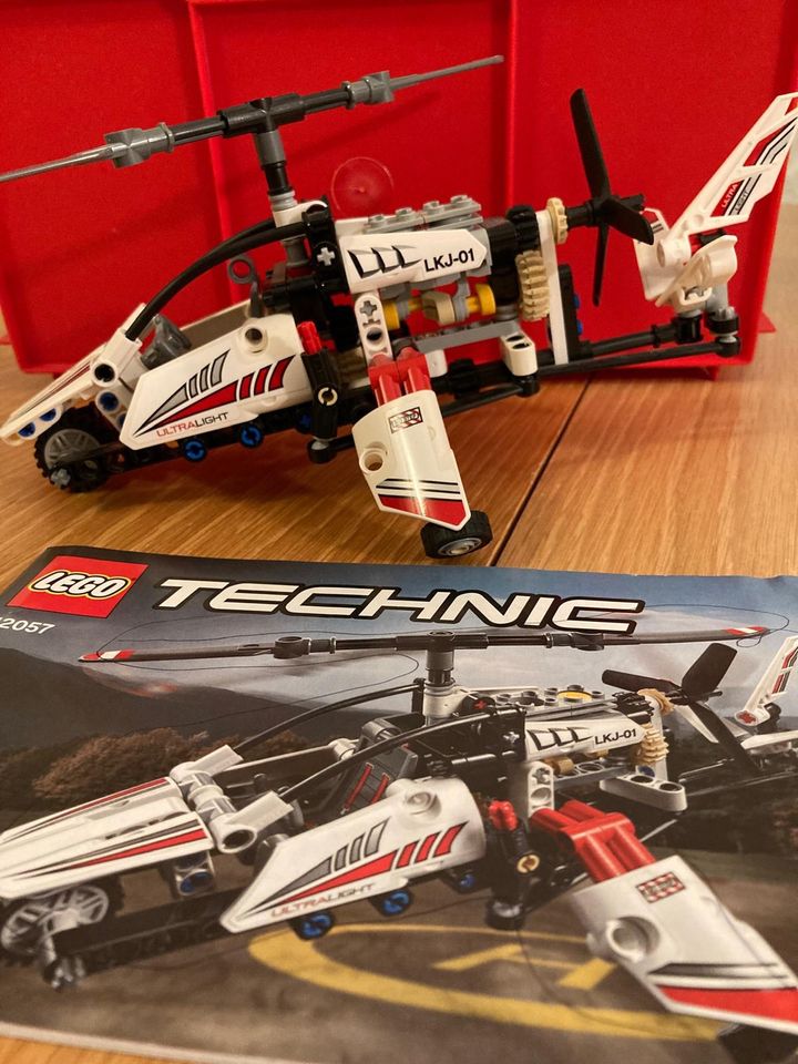 Lego Technic 42057 ultraleicht Hubschrauber in Wetter (Ruhr)