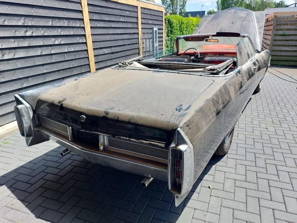 Cadillac Deville Convertible Project Car in Berlin