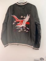 Wunderschöne leichte khakifarbene Jacke mit Print am Rücken West - Zeilsheim Vorschau