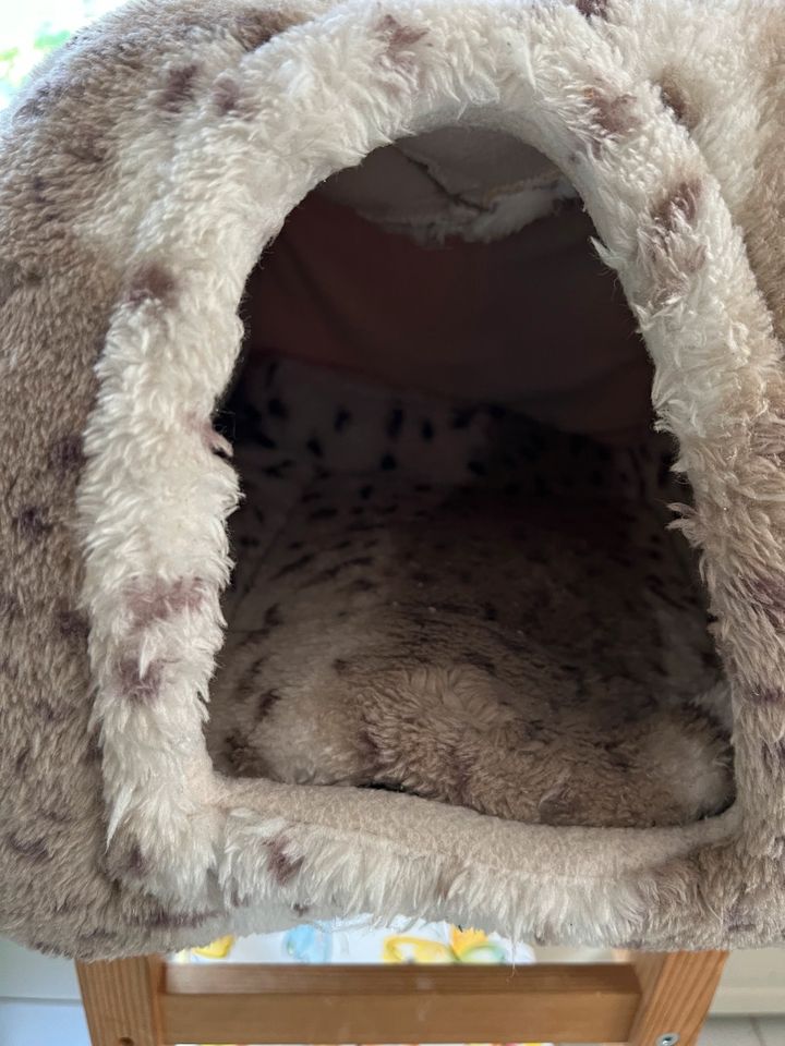 Kuschelhöhle für Katzen in Dreieich