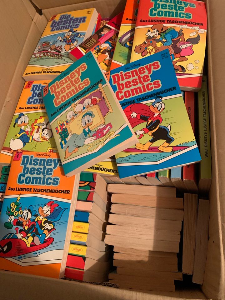 Donald Duck Taschenbücher 300 Stück in Köln