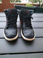 Nike Air Jordan 1 schwarz rot 554724-009 Rar Größe 42 Baden-Württemberg - Mannheim Vorschau