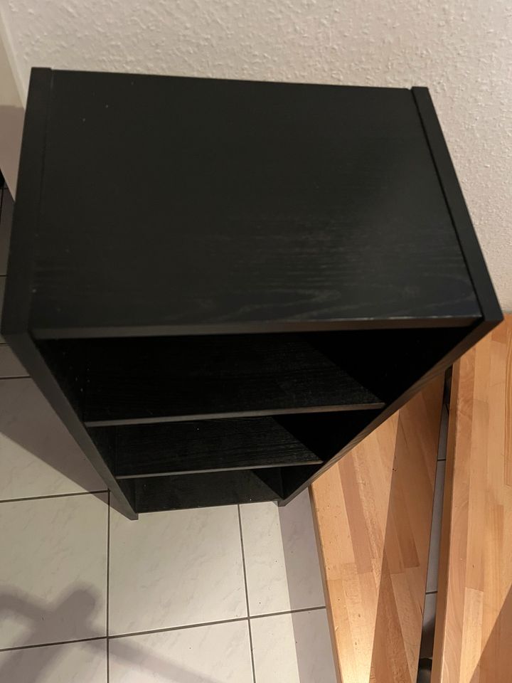 Ikea - Billy - Kleines Regal - schwarz braun in Obertshausen