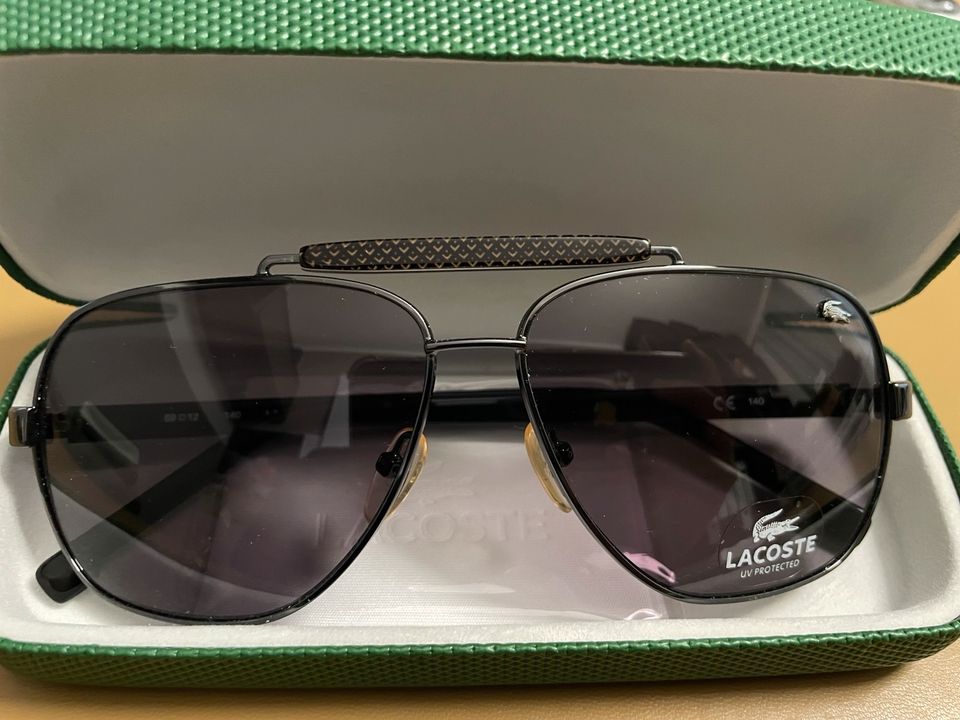 Lacoste Sonnenbrille schwarz Neu mit Box und Sticker Pilot in Hessen -  Maintal | eBay Kleinanzeigen ist jetzt Kleinanzeigen