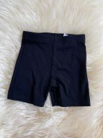 Poco Piano schwarz Leggings kurze Hose Baby Kinder 98 Sachsen - Chemnitz Vorschau