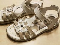 Sandalen Kinder Leder Gr 33 Kr. Dachau - Röhrmoos Vorschau