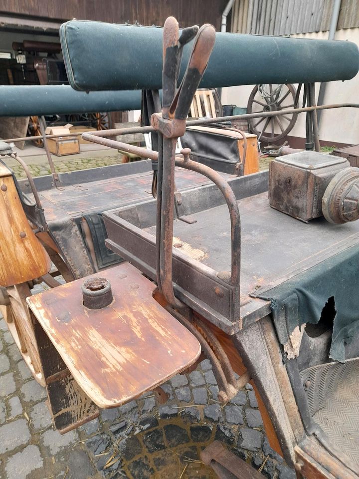Antike  Kutsche abzugeben in Köln