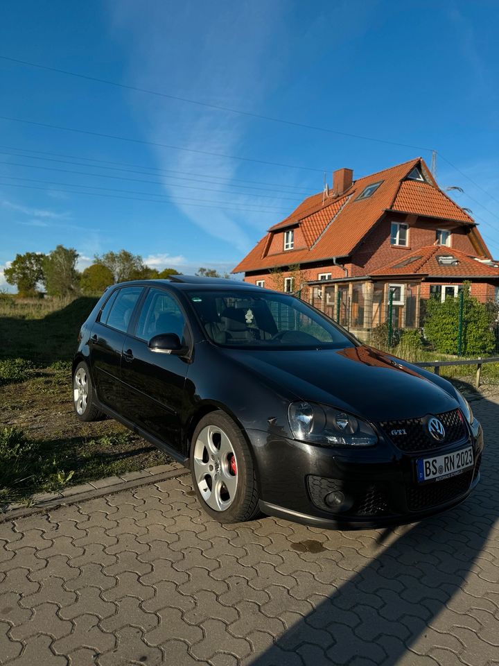 GOLF 5 GTI R32 Auspuff BullX 76mm / DownPipe 3.5“ in Braunschweig