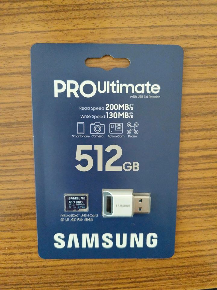 Pro Ultimate Card mit USB 3.0 Reader Samsung NEU in Fritzlar