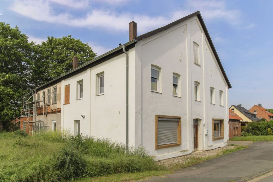 Neues Gestalten: Wohnhaus mit Gastronomie und großer Ausbaumöglichkeit in Schellerten