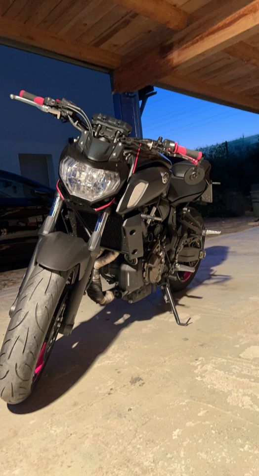 Yamaha MT07 A2 MiVV, Lenkerendenspiegel macht Angebote!!! in Burgoberbach