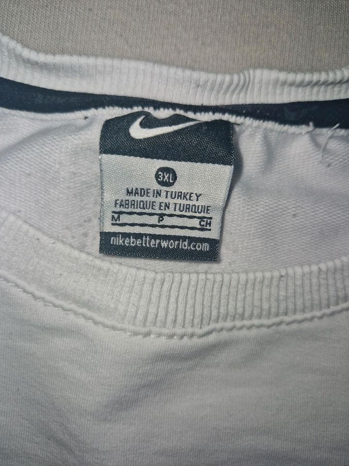 Nike AirMax Pullover gr. 3XL fällt aus wie L kaum getragen in Oberursel (Taunus)