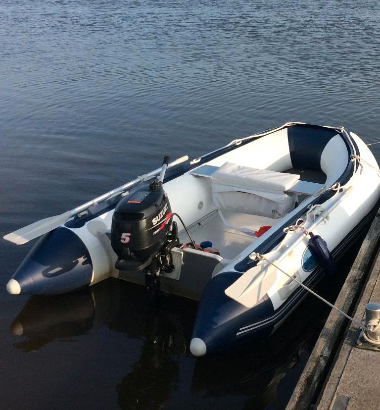 Allpa Schlauchboot mit Suzuki 5PS Außenborder Trailer & Zubehör in Duisburg