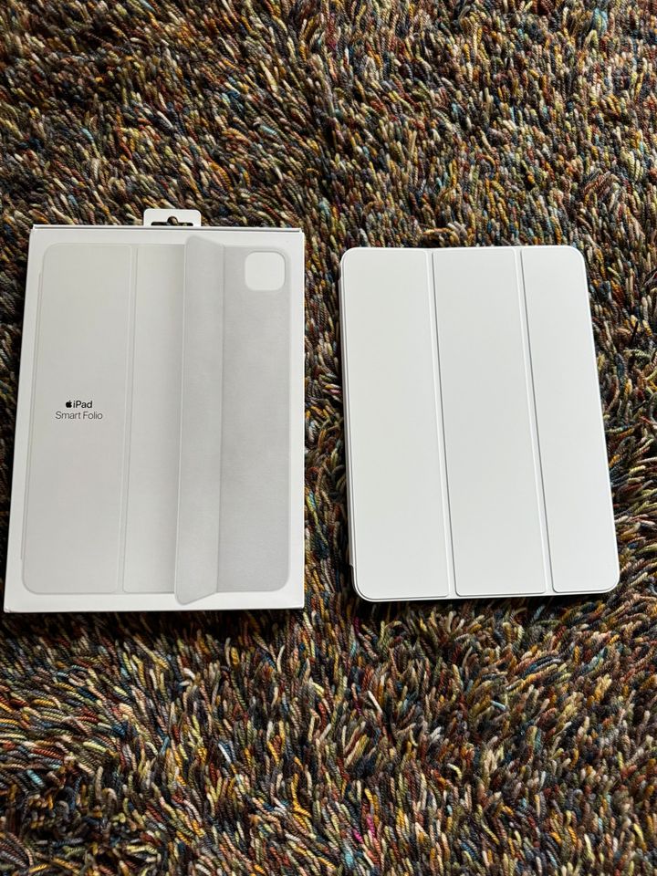 Apple SmartFolio für iPad Pro 11“ in München