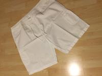Tolle Damen Sommershort  in Leinen in Weiß / Größe 50-52-54 Baden-Württemberg - Engen Vorschau