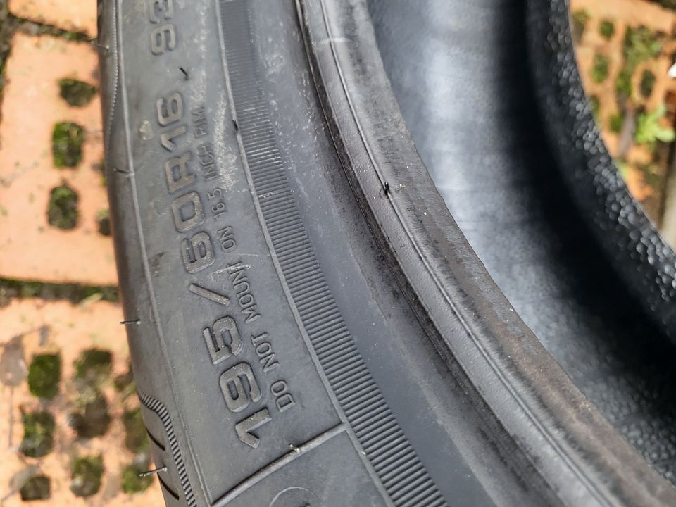 Zu verkaufen: 2 Stück Goodyear Ganzjahresreifen, 195/60R16 93V XL in Delligsen