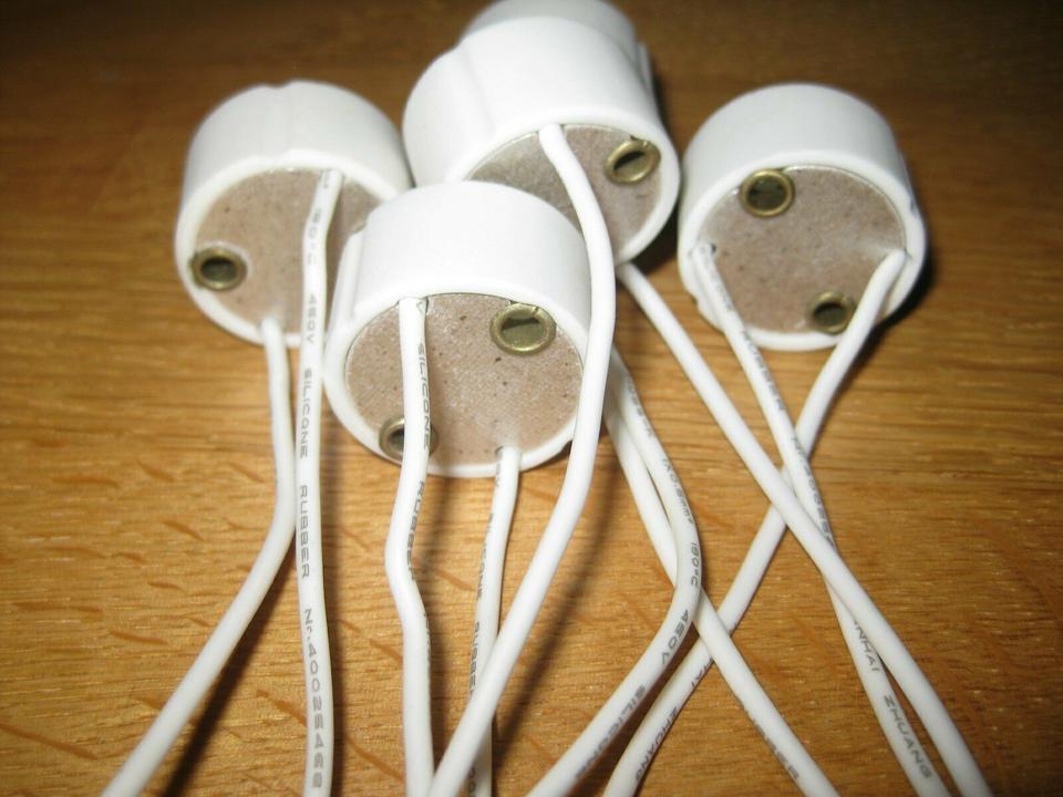 GU10 Sockel Fassung Keramik weiß für LED & Halogen 100 Stück in Freren