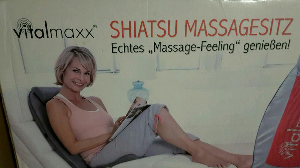 Massage Sitz Massage und Wärme Funktion auch fürs Auto geeignet in Elchingen