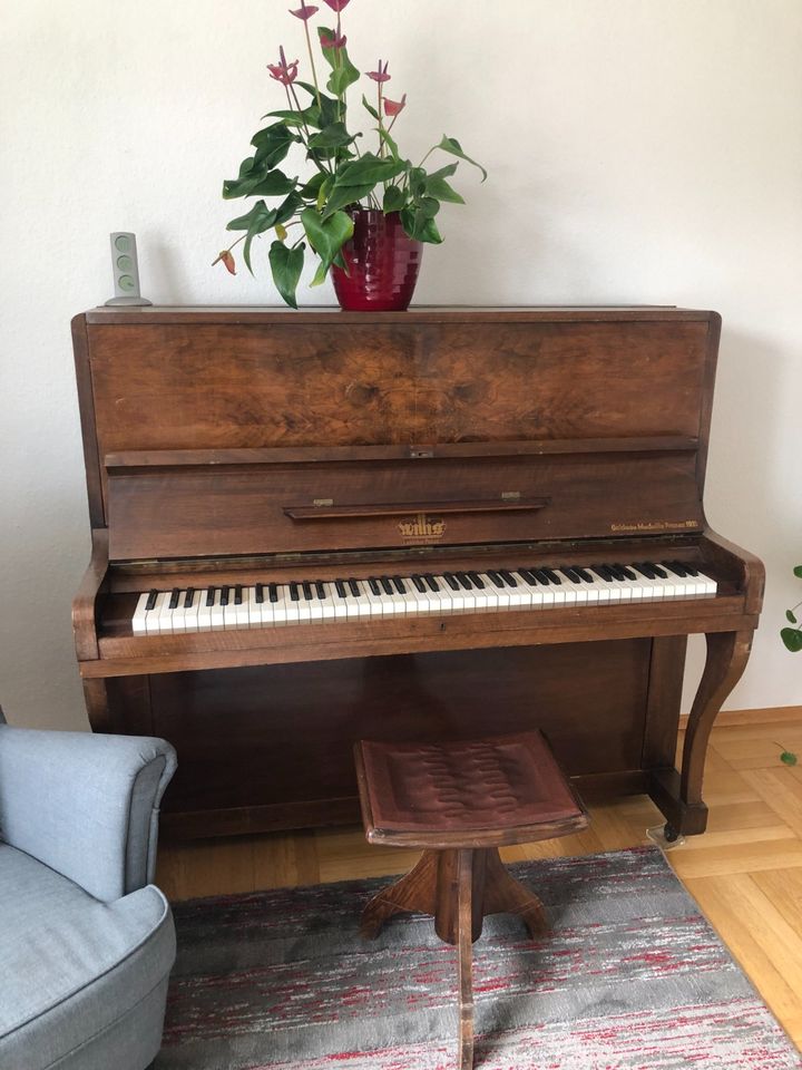 gut erhaltenes Klavier in Schwäbisch Hall
