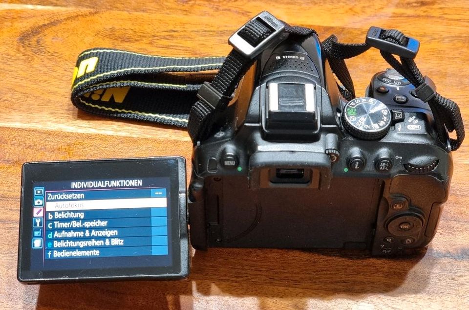 Nikon D5300 24MP APS-C 1080p GPS Wifi. App Spiegelreflexkamera in Garmisch-Partenkirchen