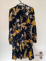 Only Minikleid mit Rüschen Gr.S Nordrhein-Westfalen - Brilon Vorschau
