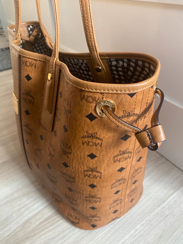 MCM Liz Shopper Medium Tasche / kaum genutzt in Mainz