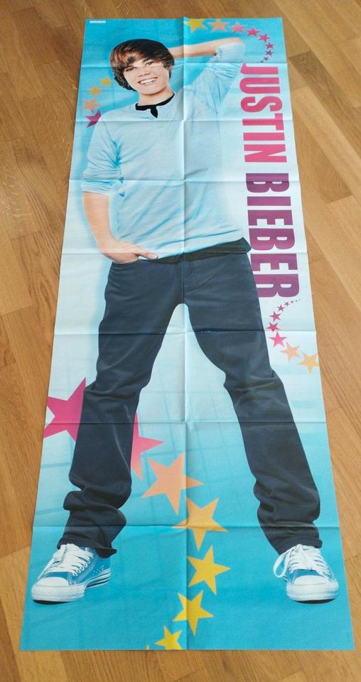 2 Riesenposter aus Bravo - New Moon und Justin Bieber in Aurich