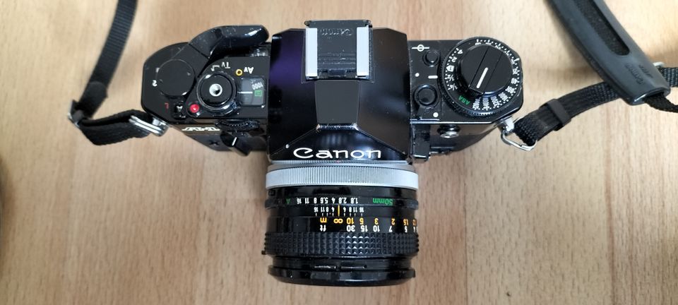 Canon A1 - der Klassiker - mit 50/1,8 ++ Ojektiv und Fernauslöser in Hamburg