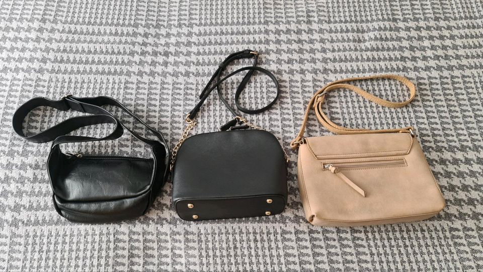 3 Handtaschen Damen in München