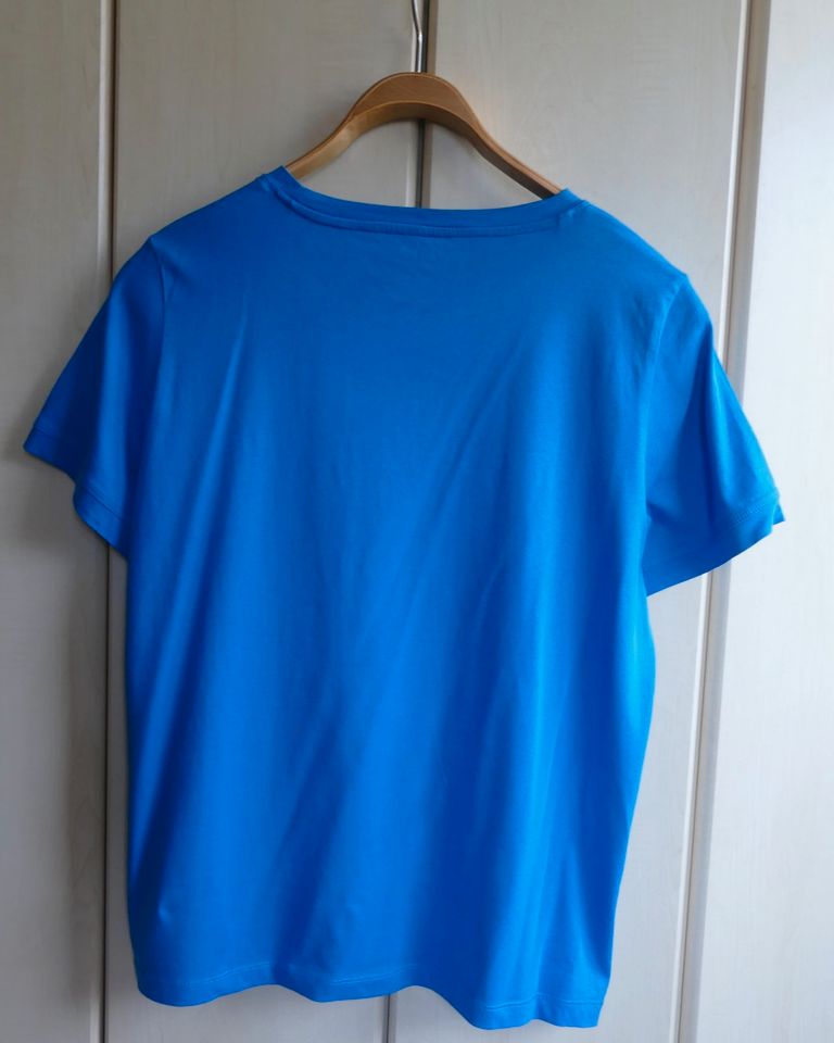 Super blaues Kurzarm -Shirt  von TOM Tailor Gr. 42 mit Logo in Teningen
