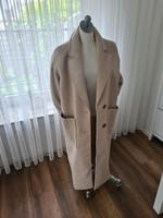 Langer Oversize Mantel in Beige Nordrhein-Westfalen - Neuss Vorschau