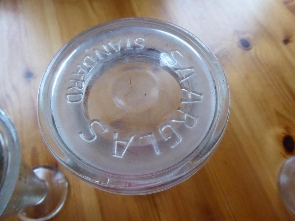 alte nostalgiche Küchenhelfer aus Glas Meßbecher Reibe Weck in Herbsleben