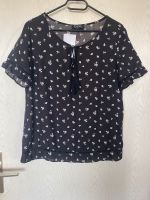 Gina Trikot florales Oberteil neu mit Etikett schwarz T-Shirt 38 Nordrhein-Westfalen - Barntrup Vorschau