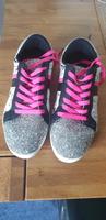 Mit Pailletten Sneakers Schleswig-Holstein - Kaltenkirchen Vorschau