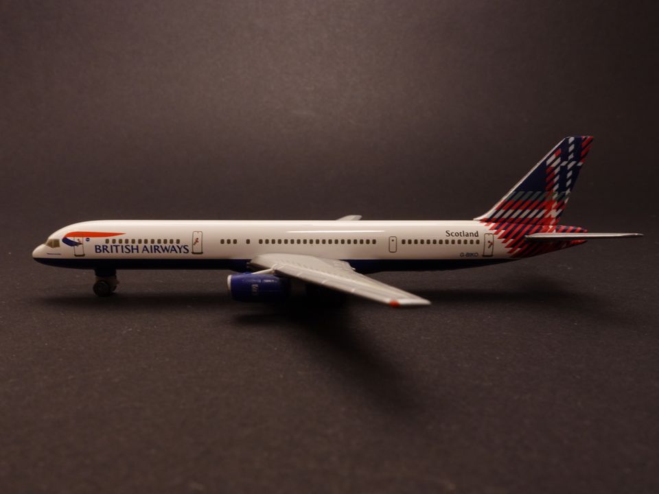 British Airways Boeing 757-200 "Scotland" Herpa 1:500 in Darmstadt