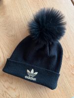 Warme Wintermütze schwarz von adidas Mädchen Bommel Stuttgart - Zuffenhausen Vorschau