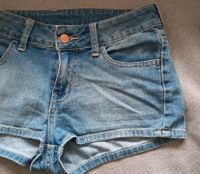 Short Jeans Gr. 36 H&M neuwertig Schleswig-Holstein - Norderstedt Vorschau