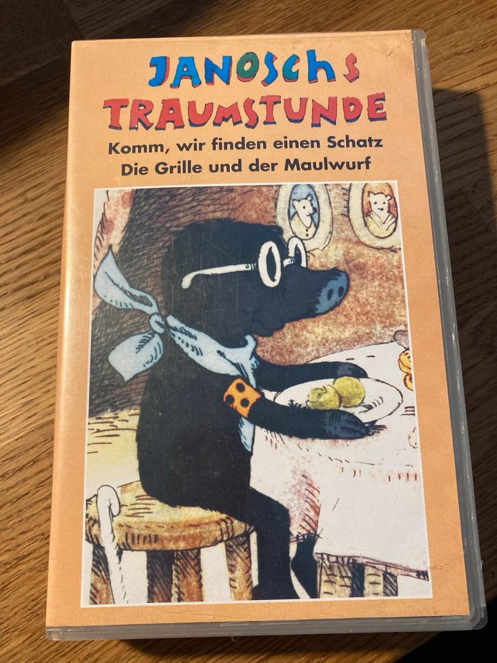 Verschiedene VHS in Ehingen (Donau)